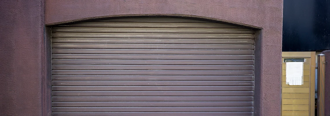 Fallen Garage Door Worn Rollers Replacement in Miami, Florida